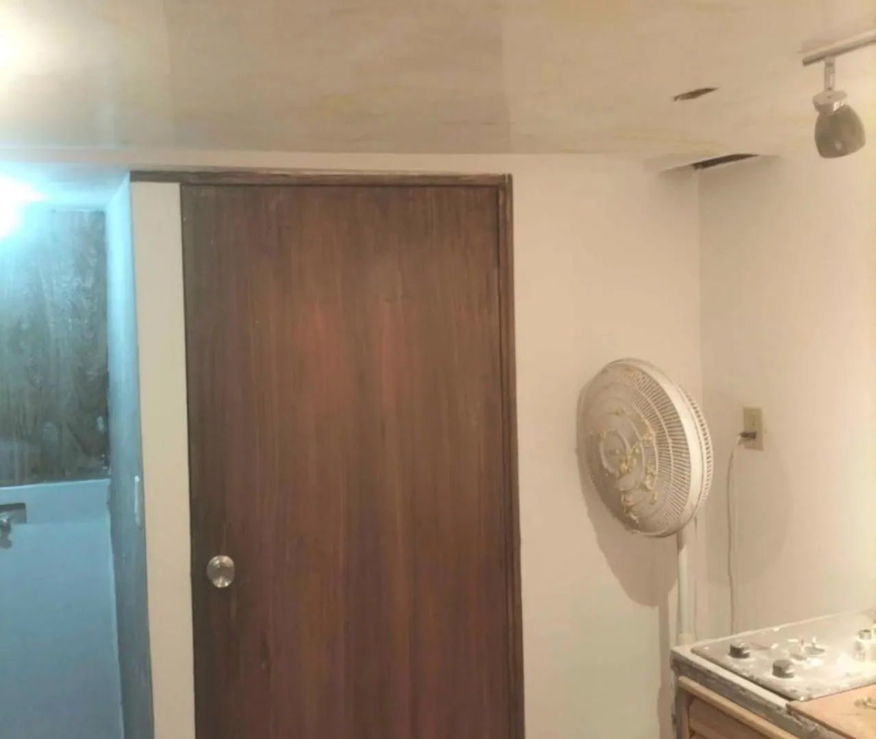 Cuartos Lupita contacts